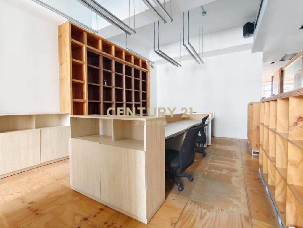 台中國際會展中心旁企業總部