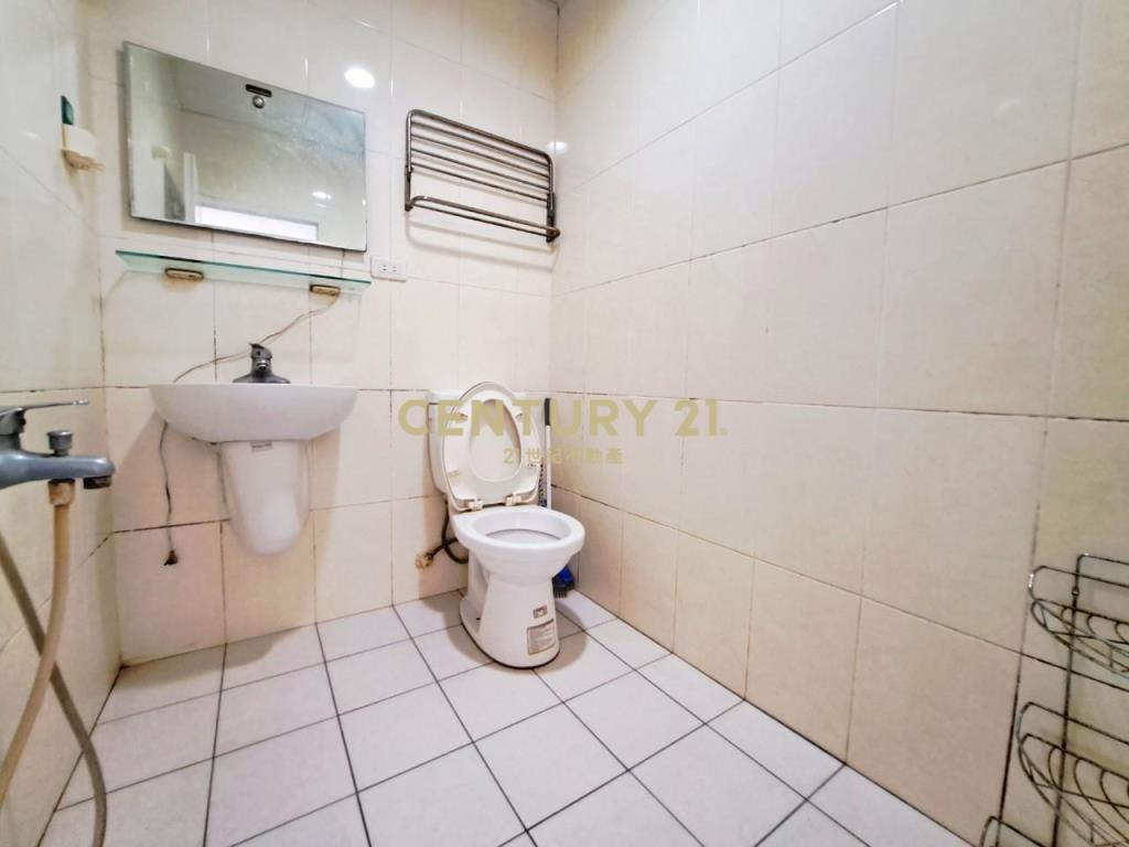 美術館可營登金店面套房