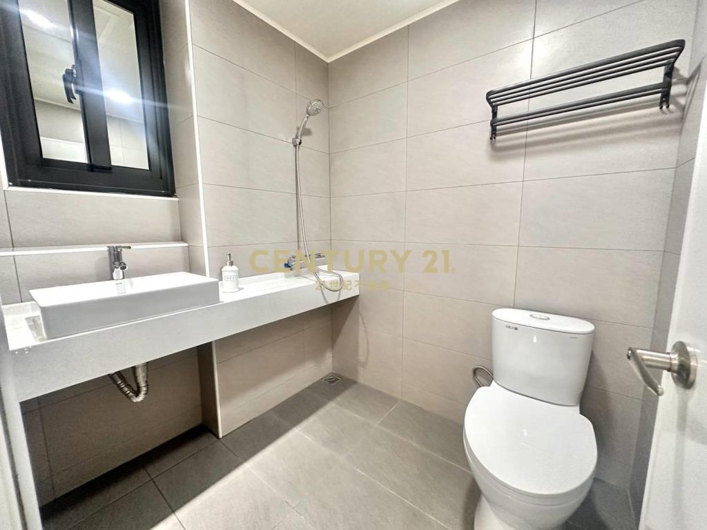 中國醫梅川園道陽台套房