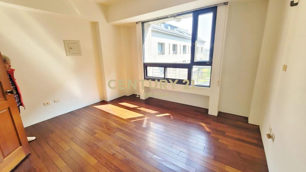 中科藝術街透天店面