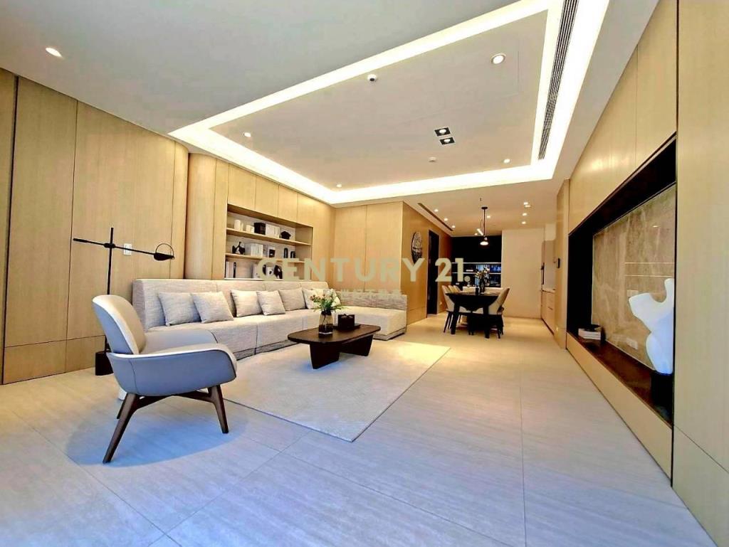 14期邊間臨路電梯豪墅