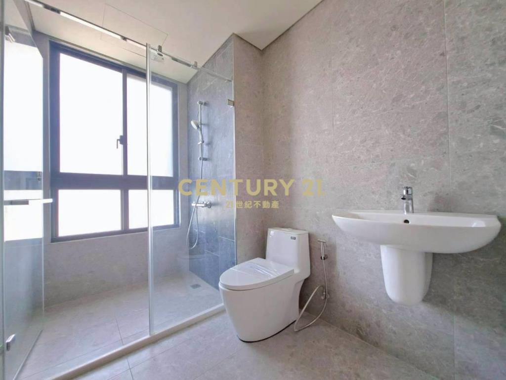 14期邊間臨路電梯豪墅