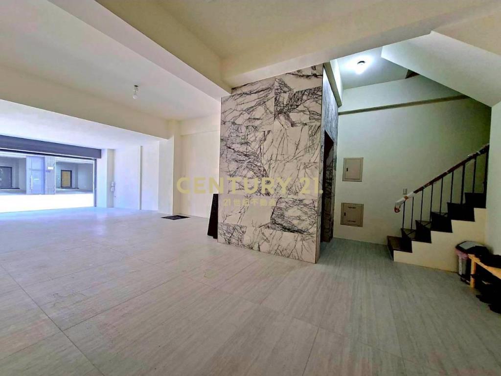 14期邊間臨路電梯豪墅