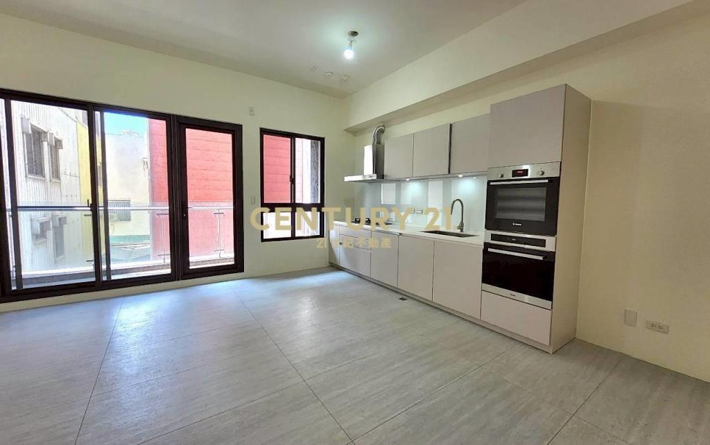 14期社區寧靜電梯別墅