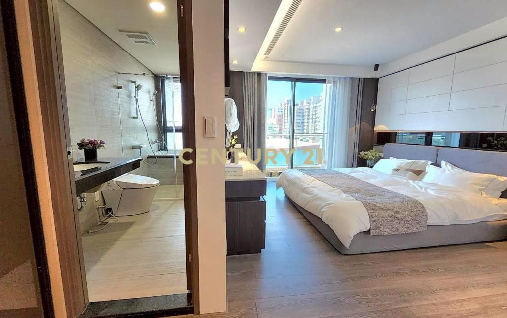 14期社區寧靜電梯別墅