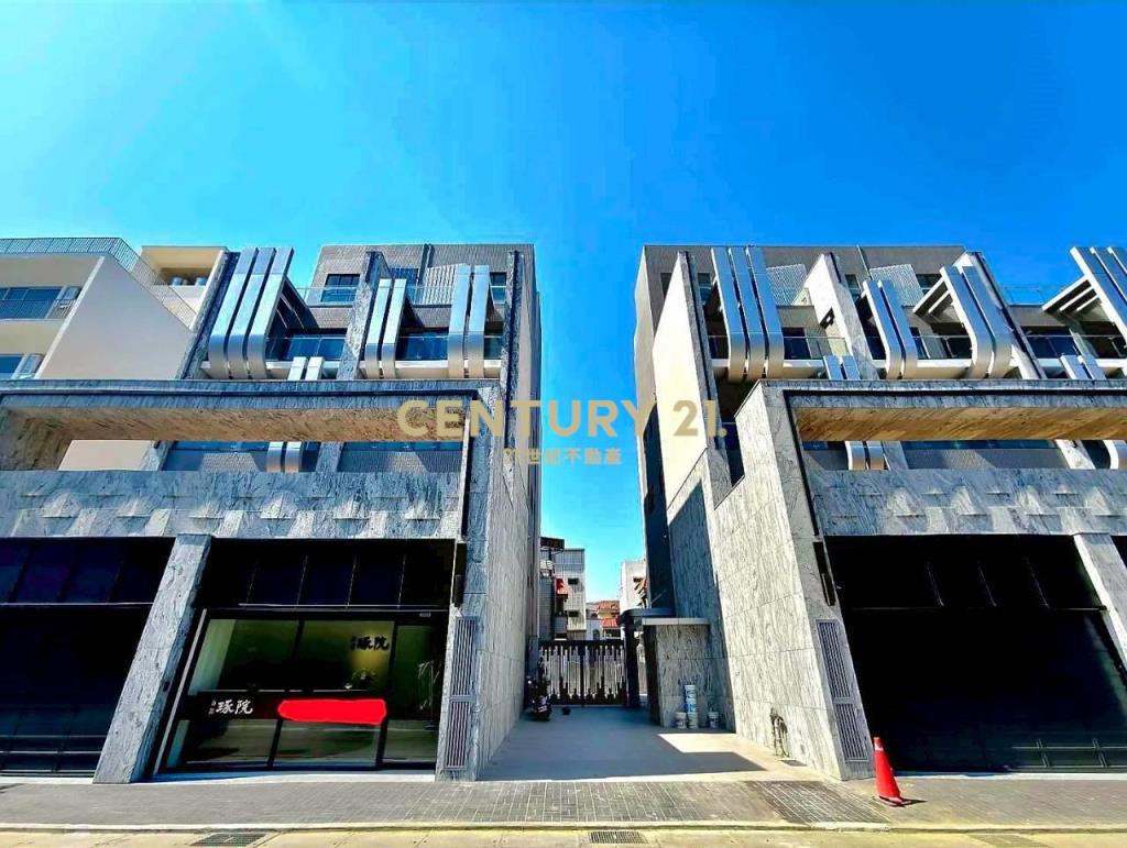 14期社區寧靜電梯別墅