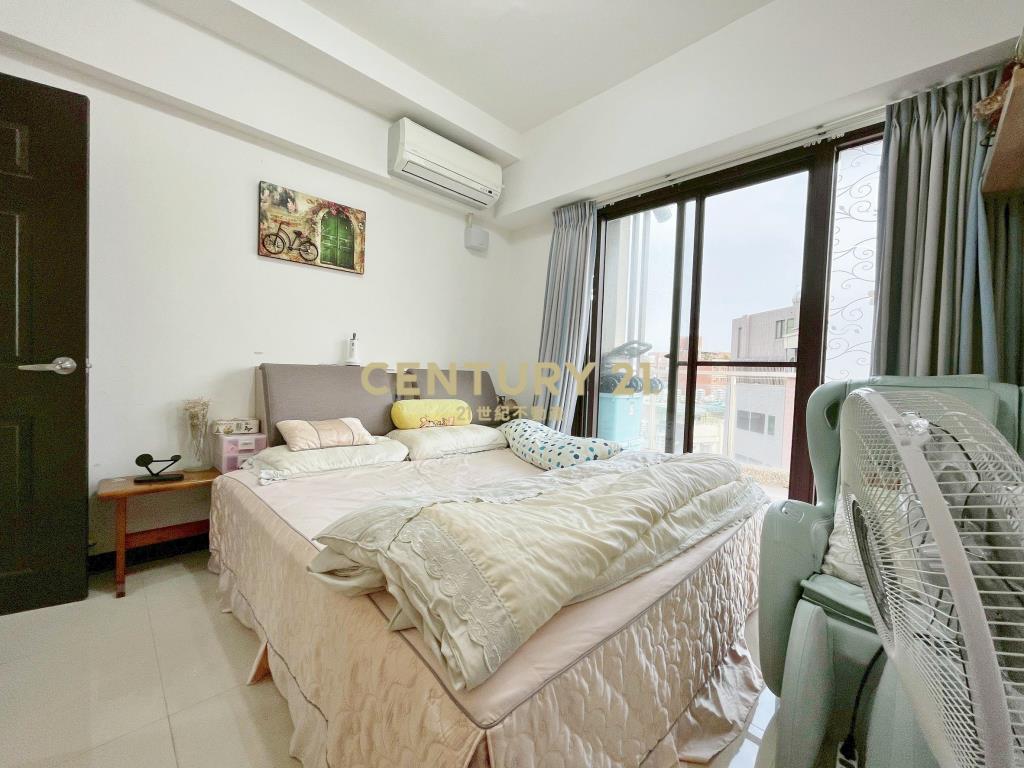 南區高樓層2+1房平車露台戶