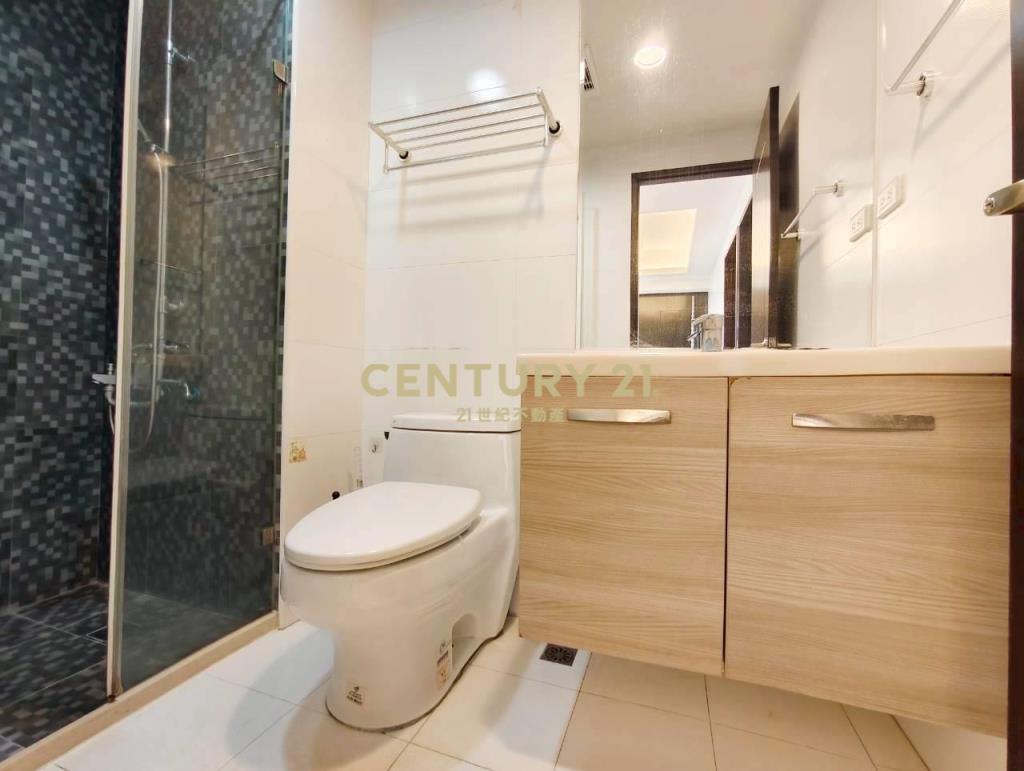 彩虹城七期視野兩房車位