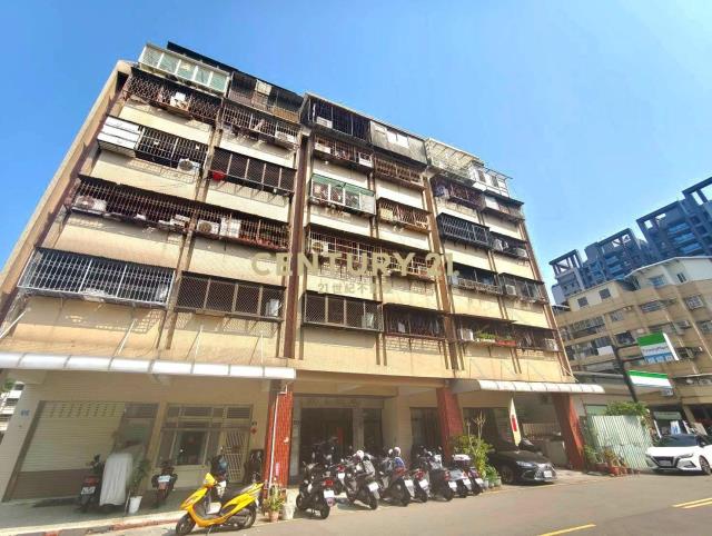 南區國圖館高投報6%收租1套房+2房2間