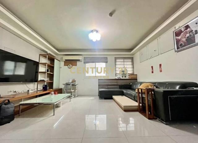 正五期超便宜大三房，低於實登