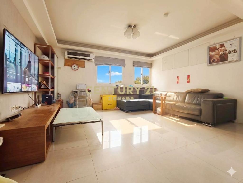 正五期超便宜大三房，低於實登