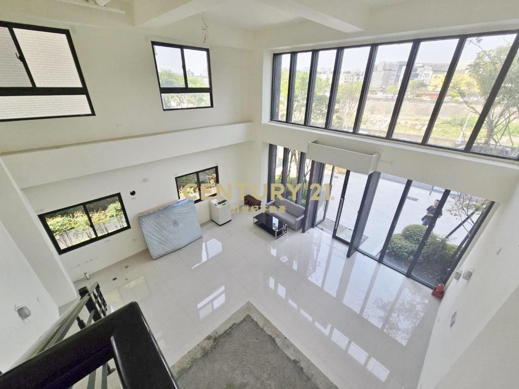 情定水蓮17全新樓店雙平面車位