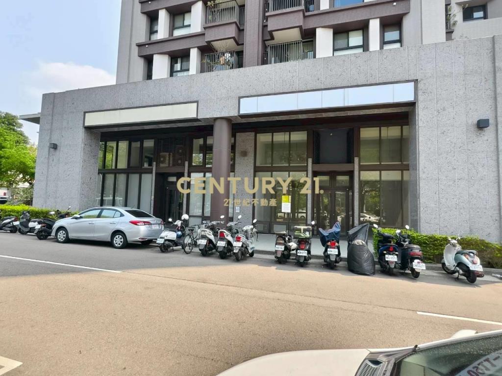 Lalaport旁全新質感店面