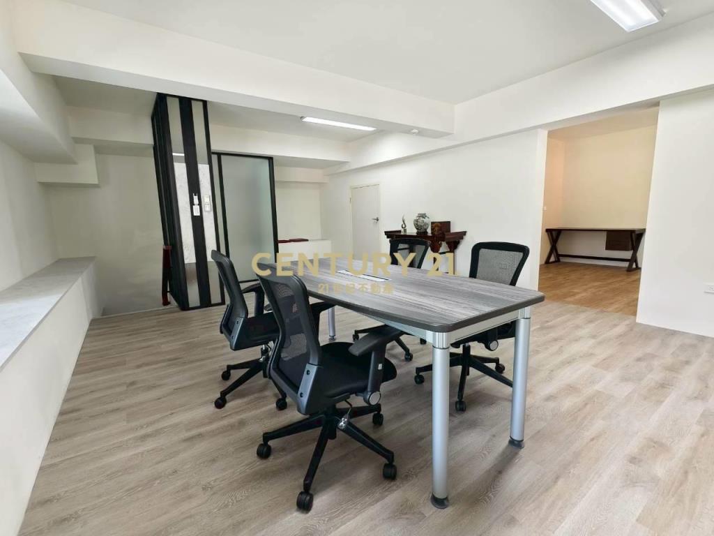 Lalaport旁全新質感店面