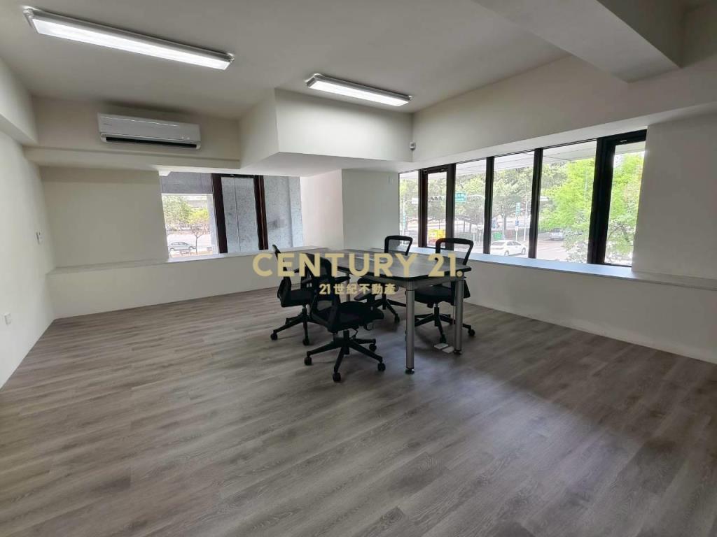 Lalaport旁全新質感店面