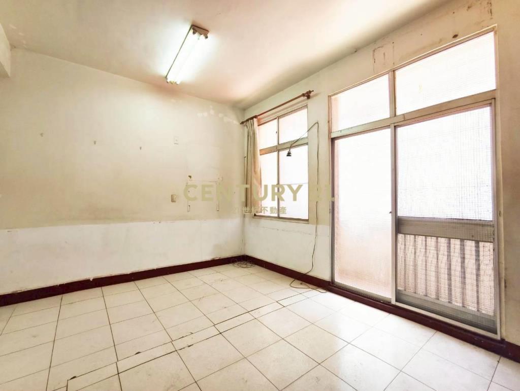 專簽~八德街4房雅寓~買2樓送3樓