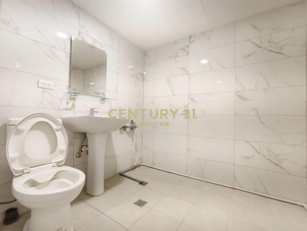 五期公益商圈四房平車