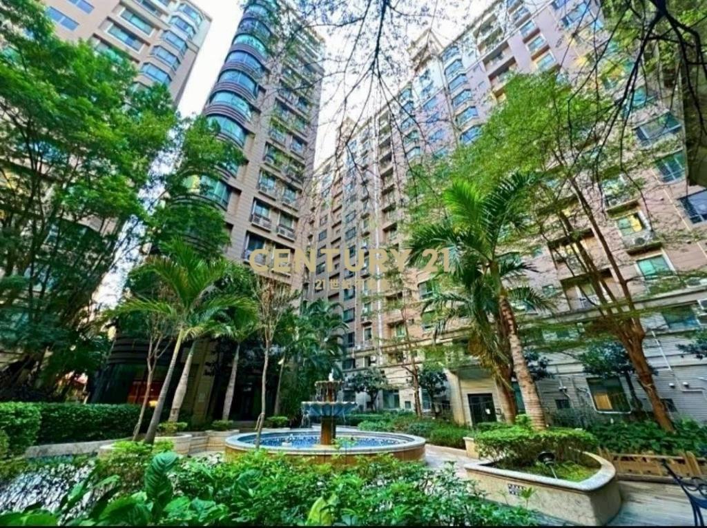 七期世紀風華燙金店面1+2F雙平車