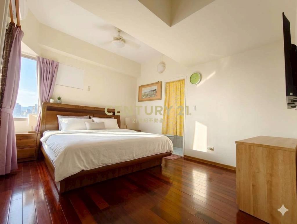 宏全世界廣場2+1房休旅車位