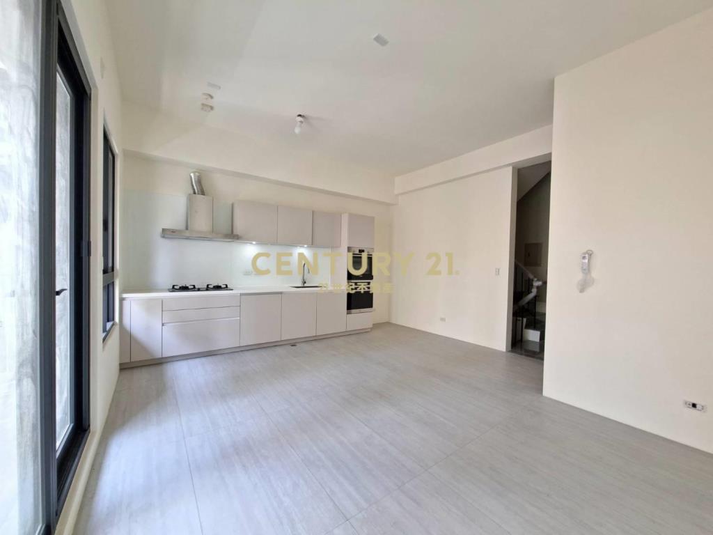 14期全新寧靜電梯別墅