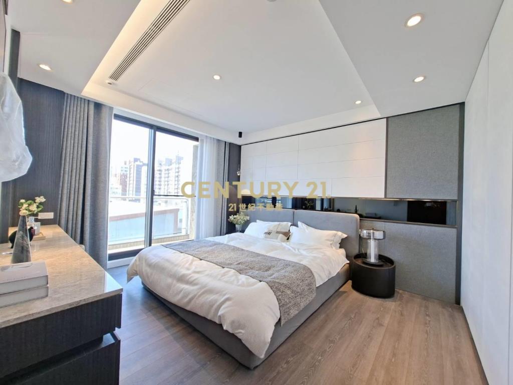 14期全新寧靜電梯別墅