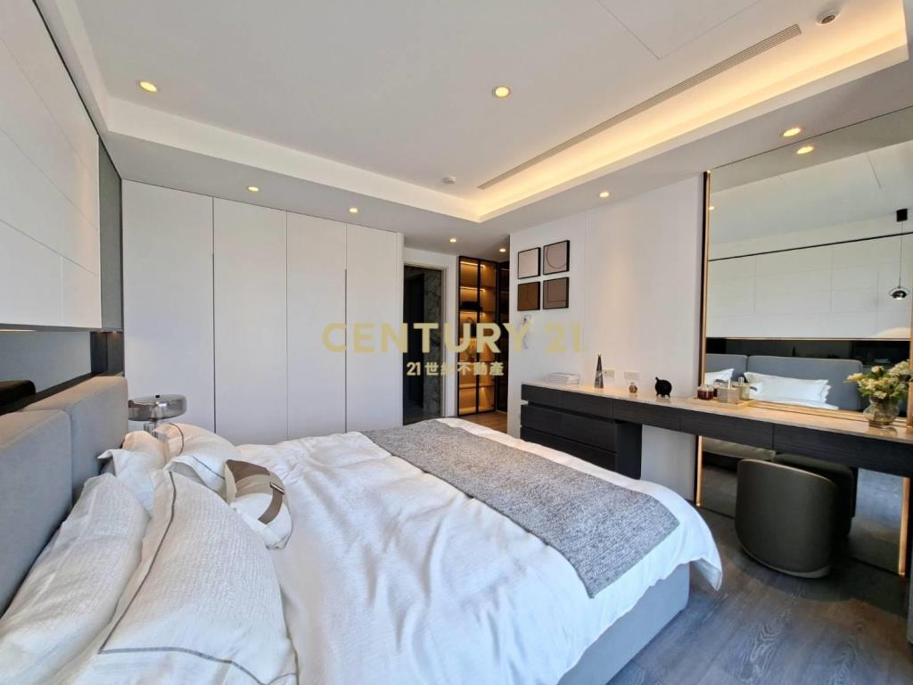 14期全新寧靜電梯別墅