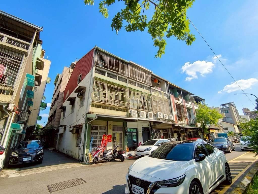 專簽嘉義市區綠園道懷舊孝親透天