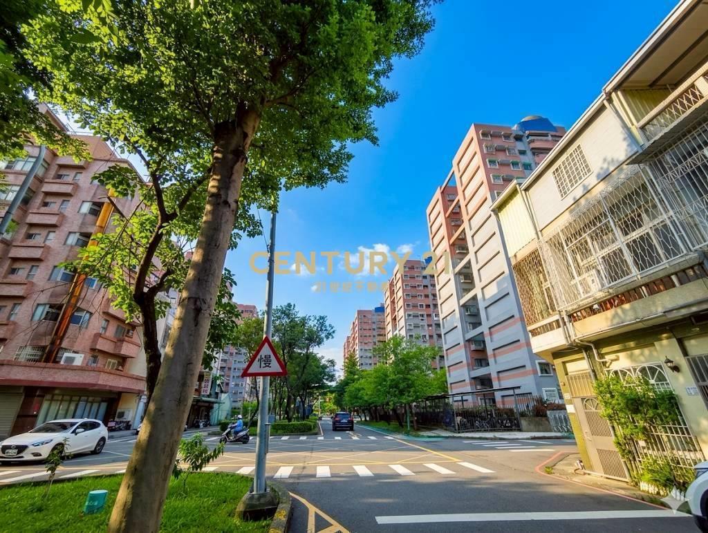專簽嘉義市區綠園道懷舊孝親透天