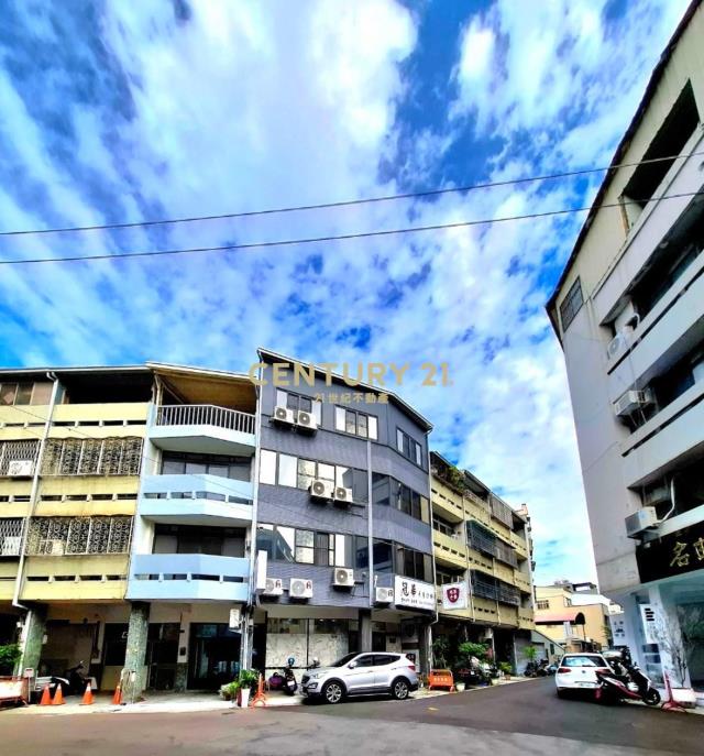 國美館黃金角店
