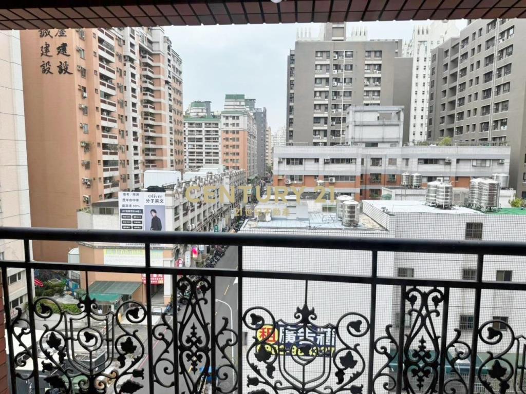 惠文學區大三房，雙衛開窗+休旅車位
