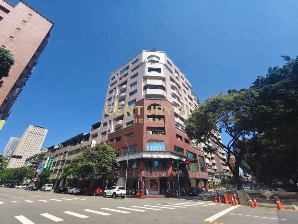 市府捷運站前百坪頂級整層商辦