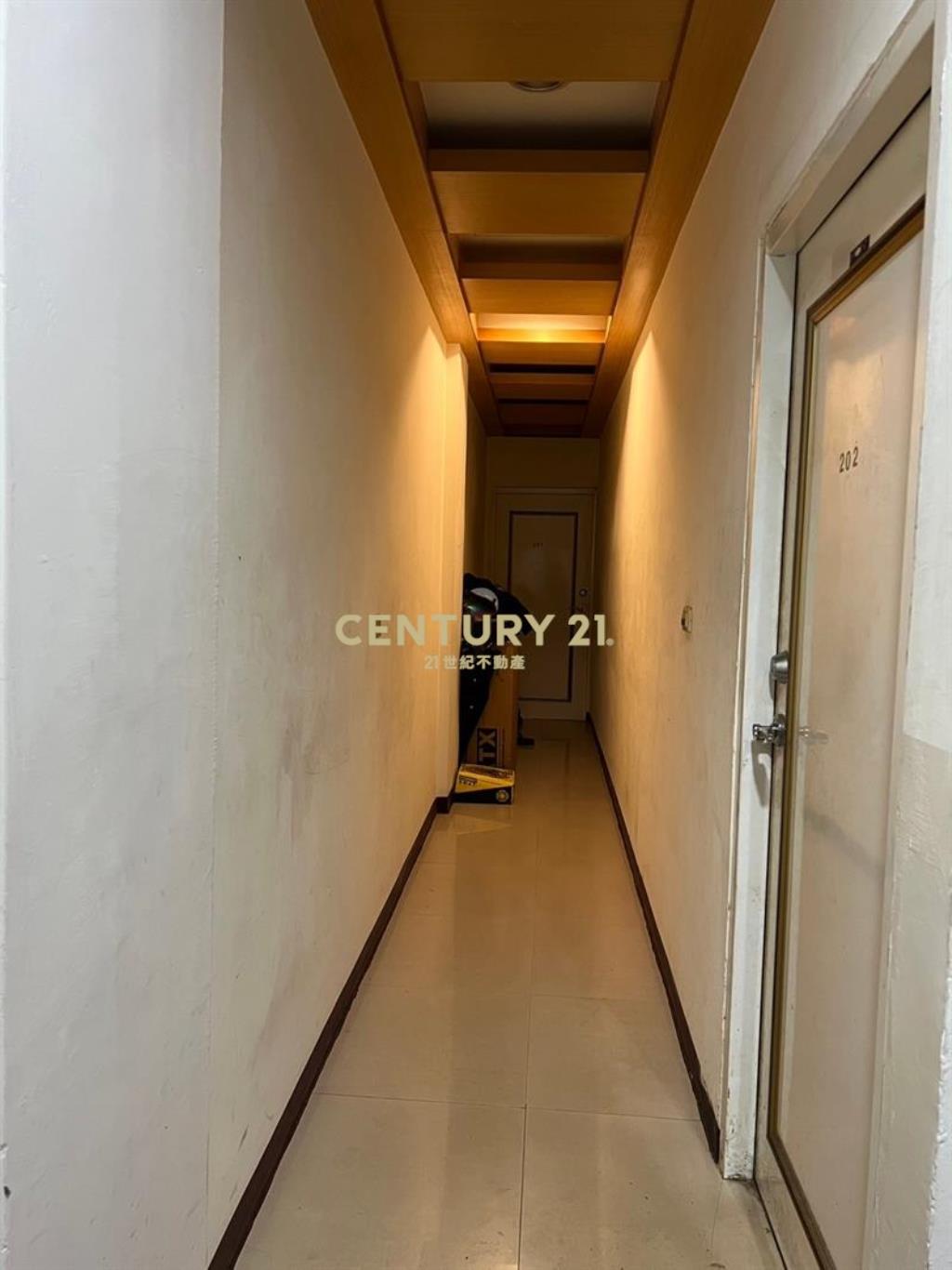 逢甲大地坪收租9套房