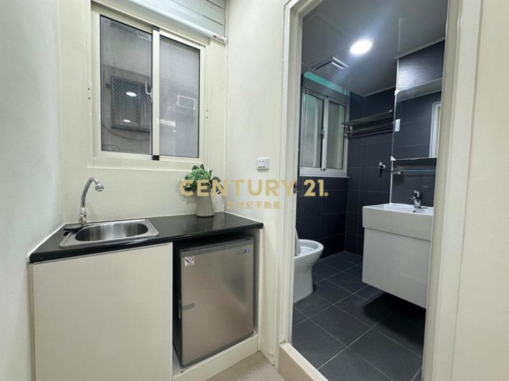 一中商圈精美5套高投報6%