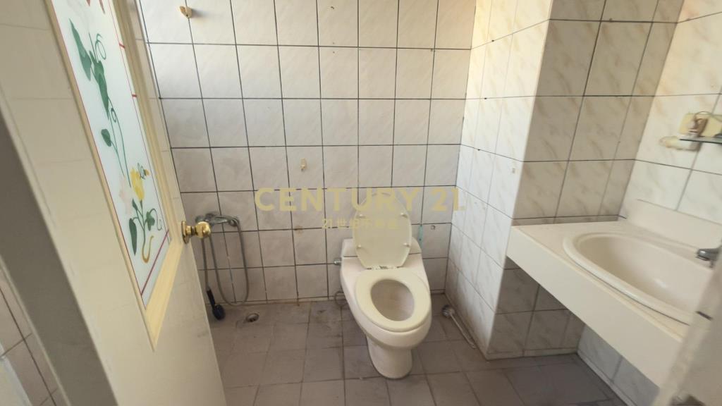 曉明女中明亮大四房