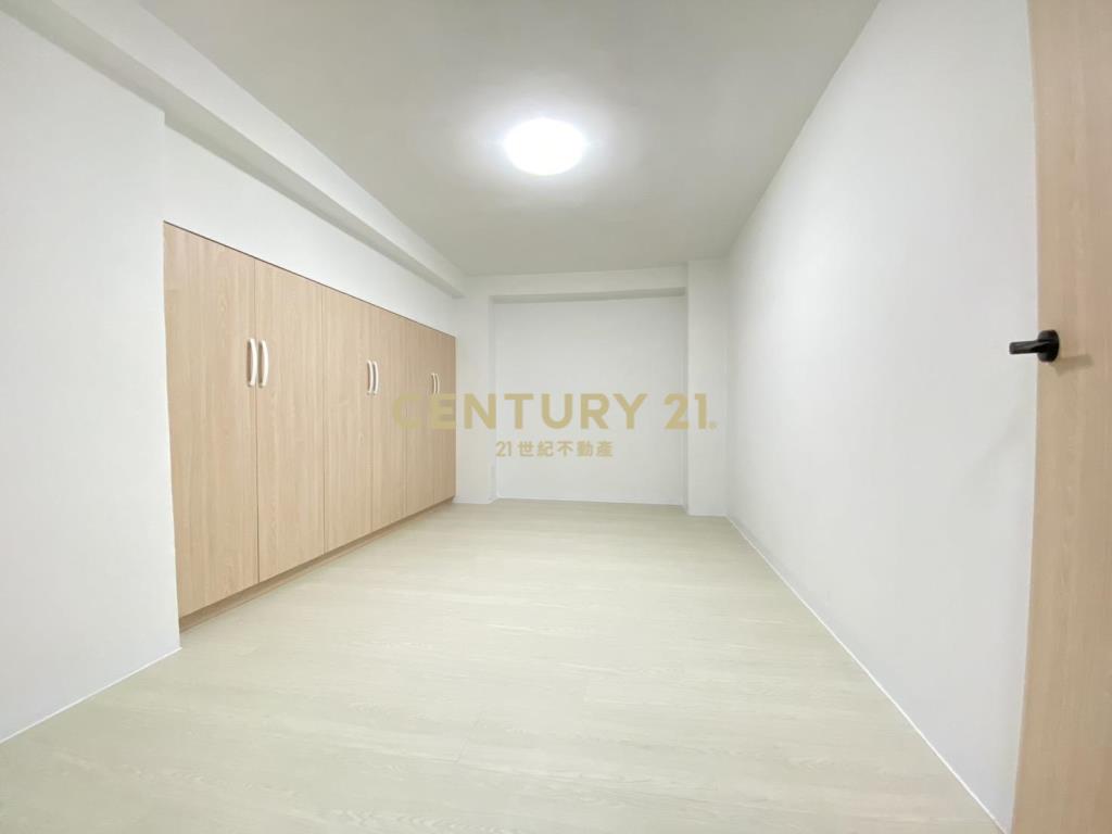 南區全新整理正1+2樓住店