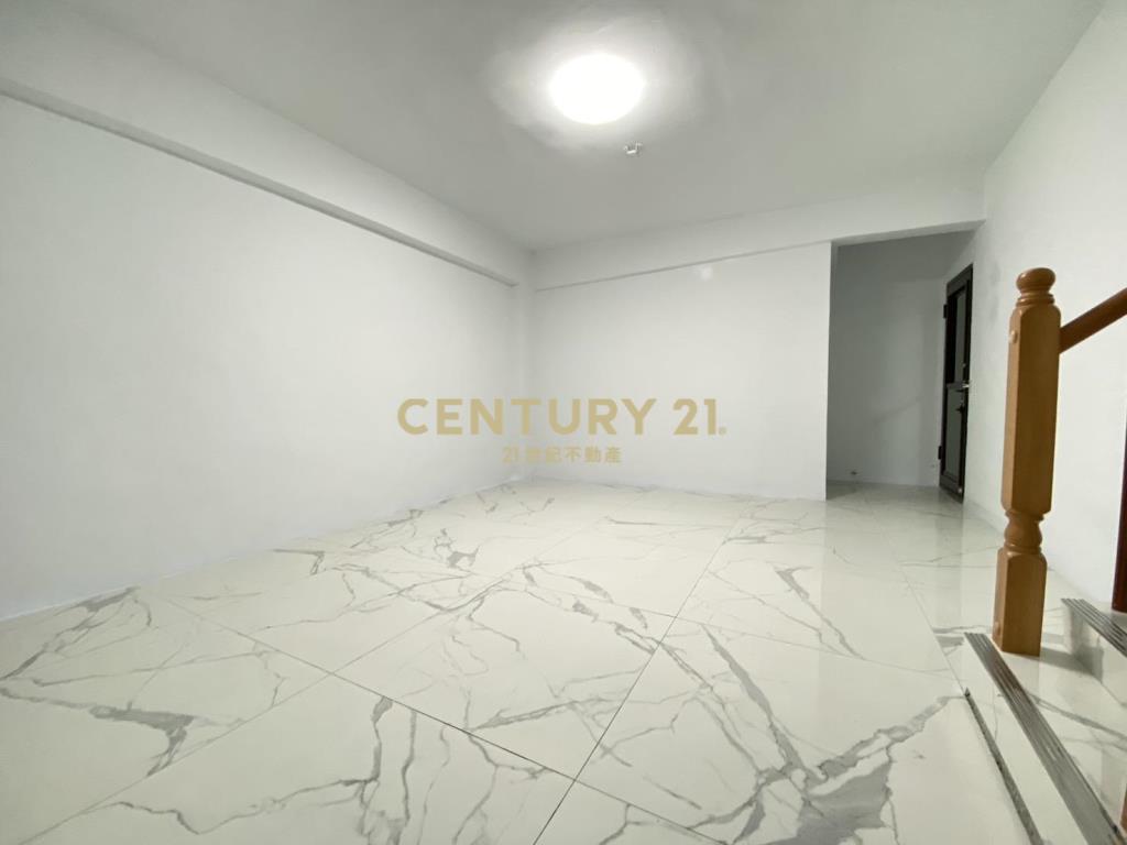 南區全新整理正1+2樓住店