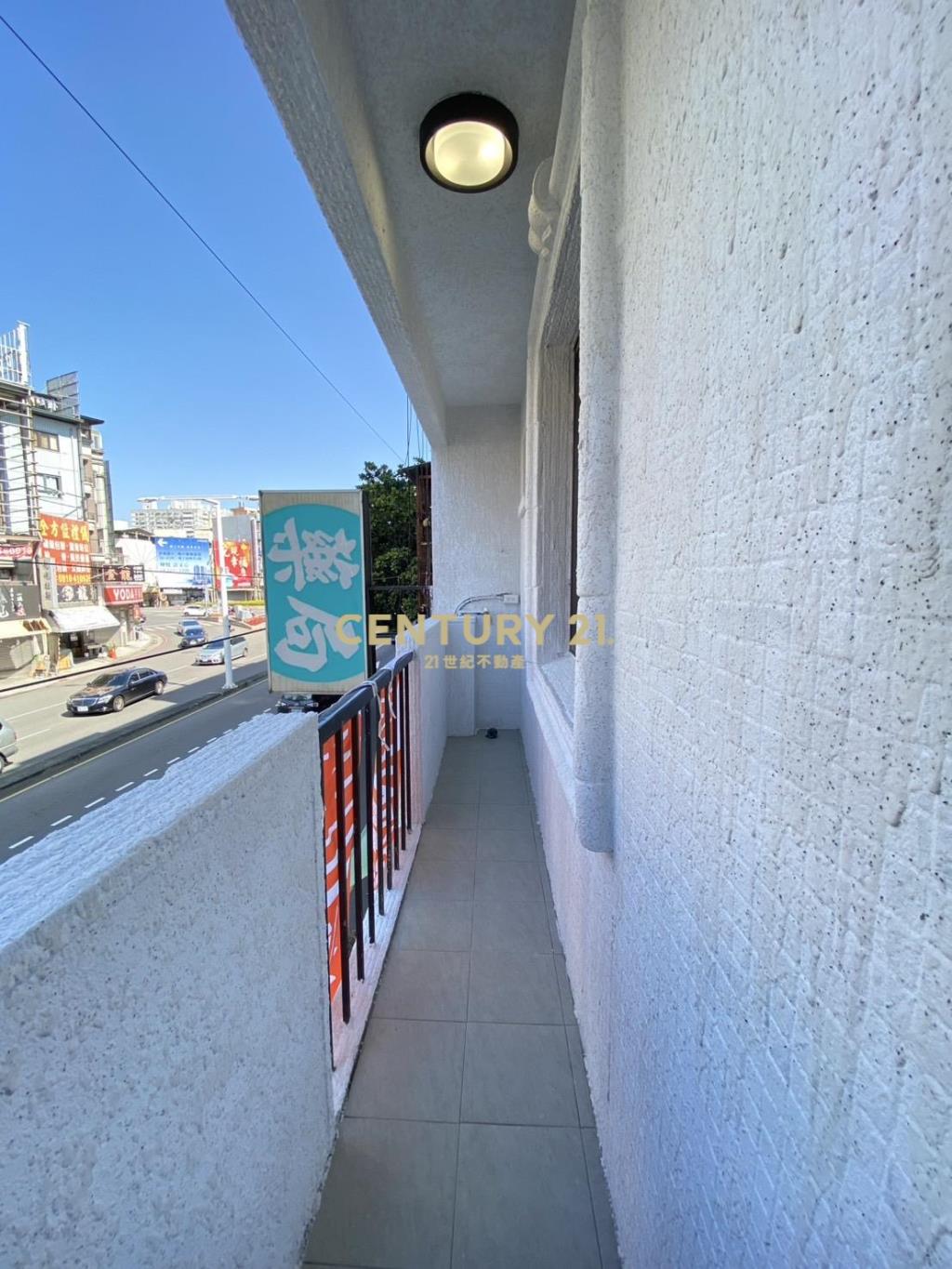 南區全新整理正1+2樓住店