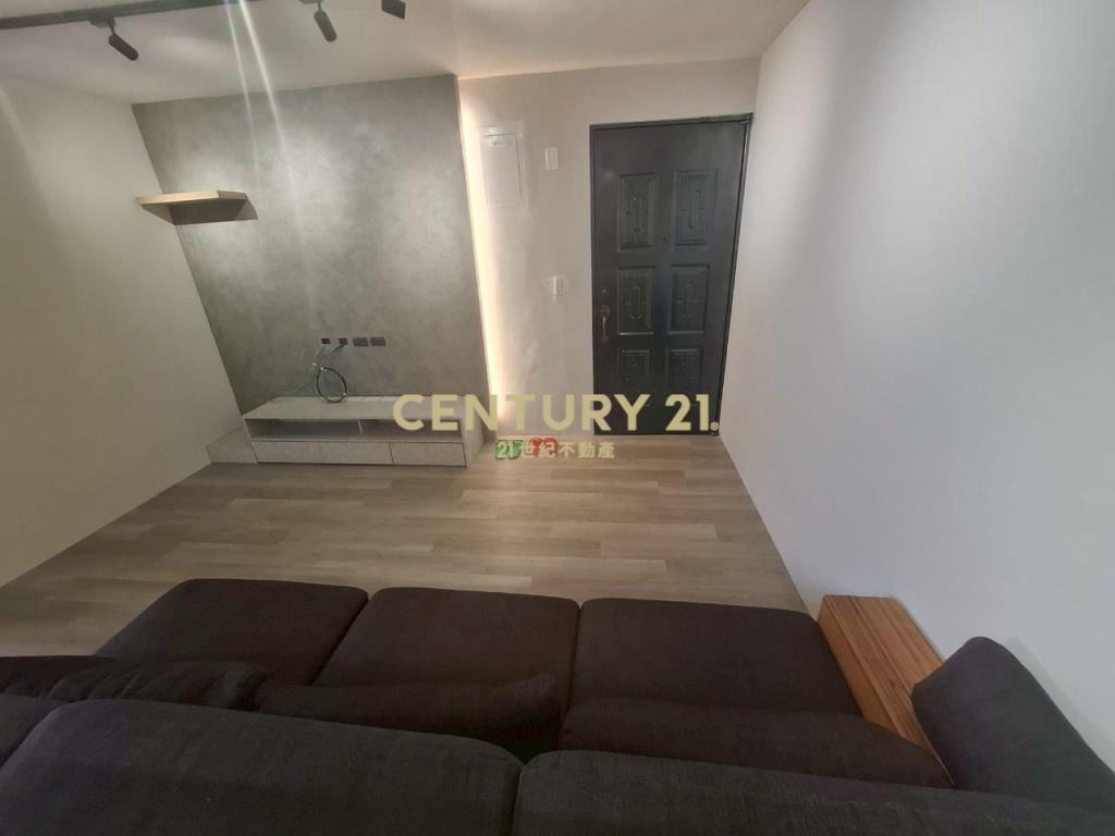 西區柳川視野三房附固定機車位