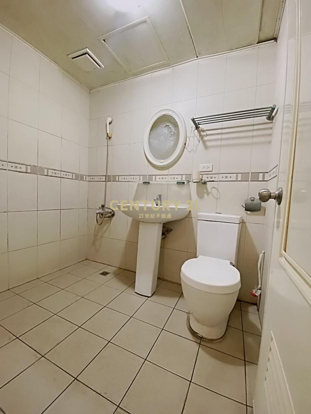 陽光之邑3房雙平車