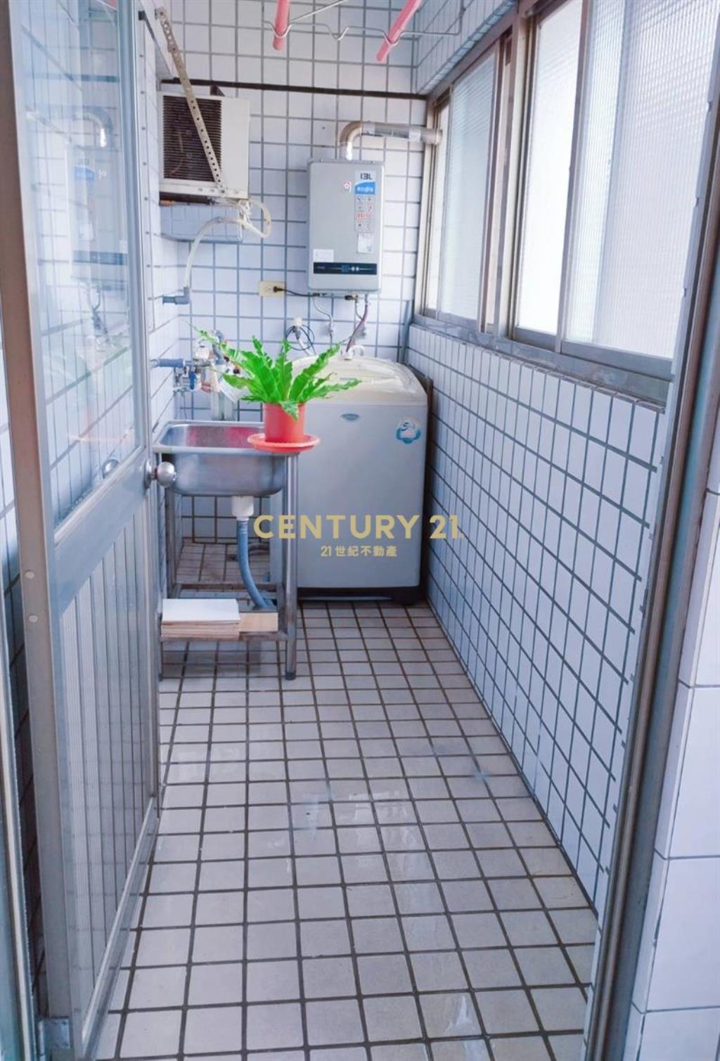 工學商圈綠園道旁視野3房