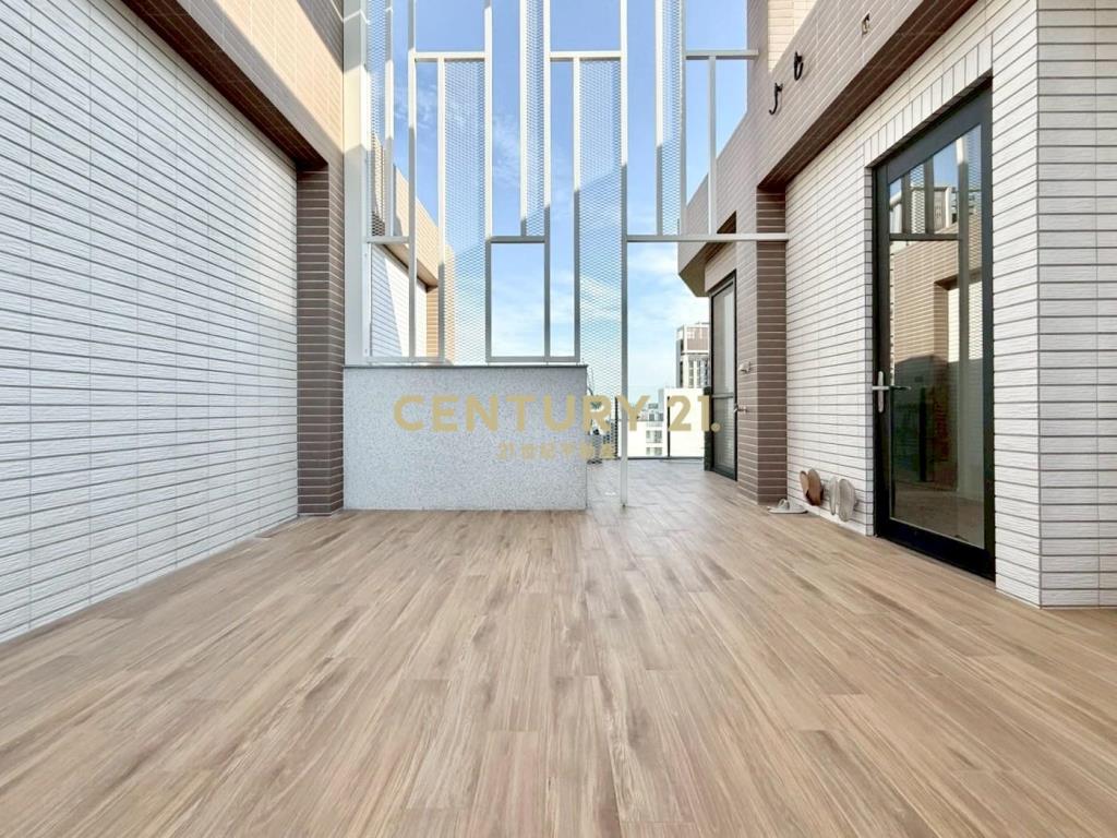 單元二極美珍禧花園電梯別墅