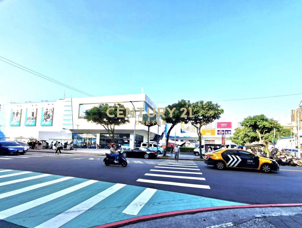 雙捷三重站高樓全新漾漾三房平車