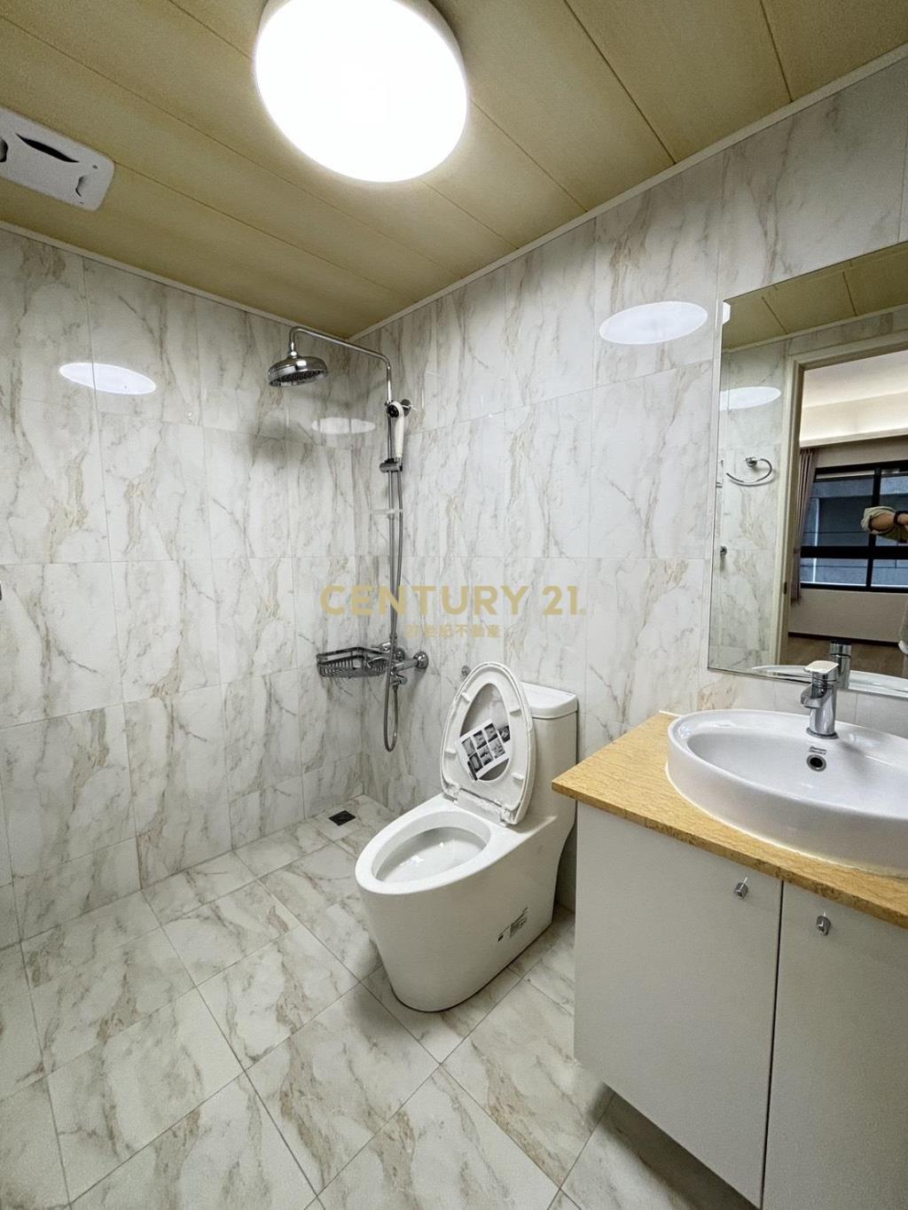 鄉林凱撒三房休旅車位