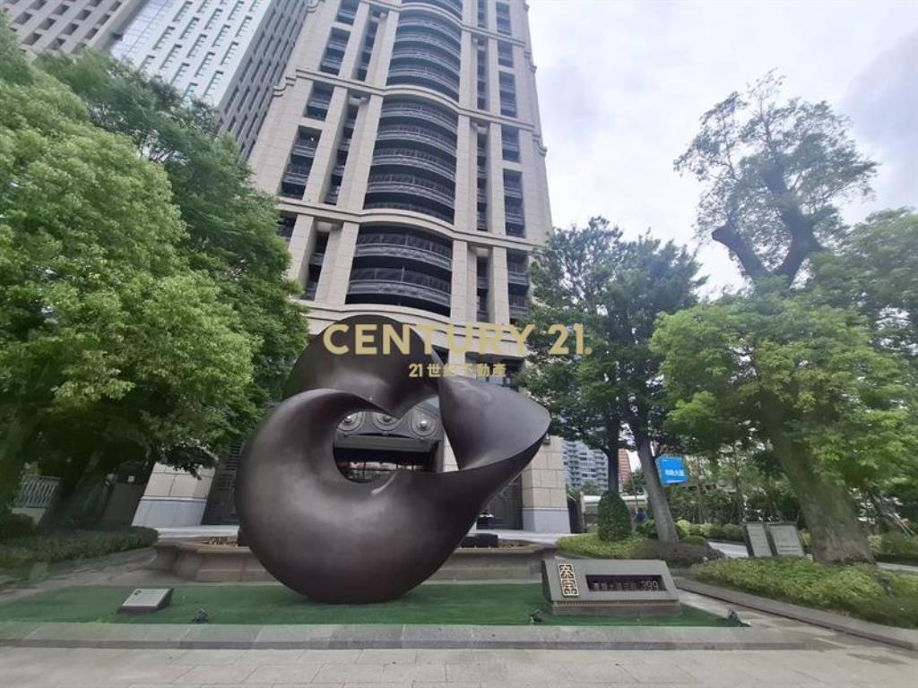 台中帝寶毛胚屋出租