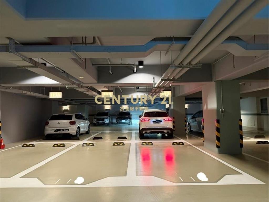 專任中山醫面園道全新四房雙平車