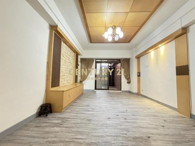 文心中清捷運三房休旅車位