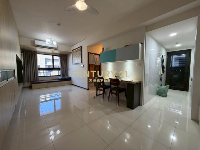 勝美樂富兩房平車