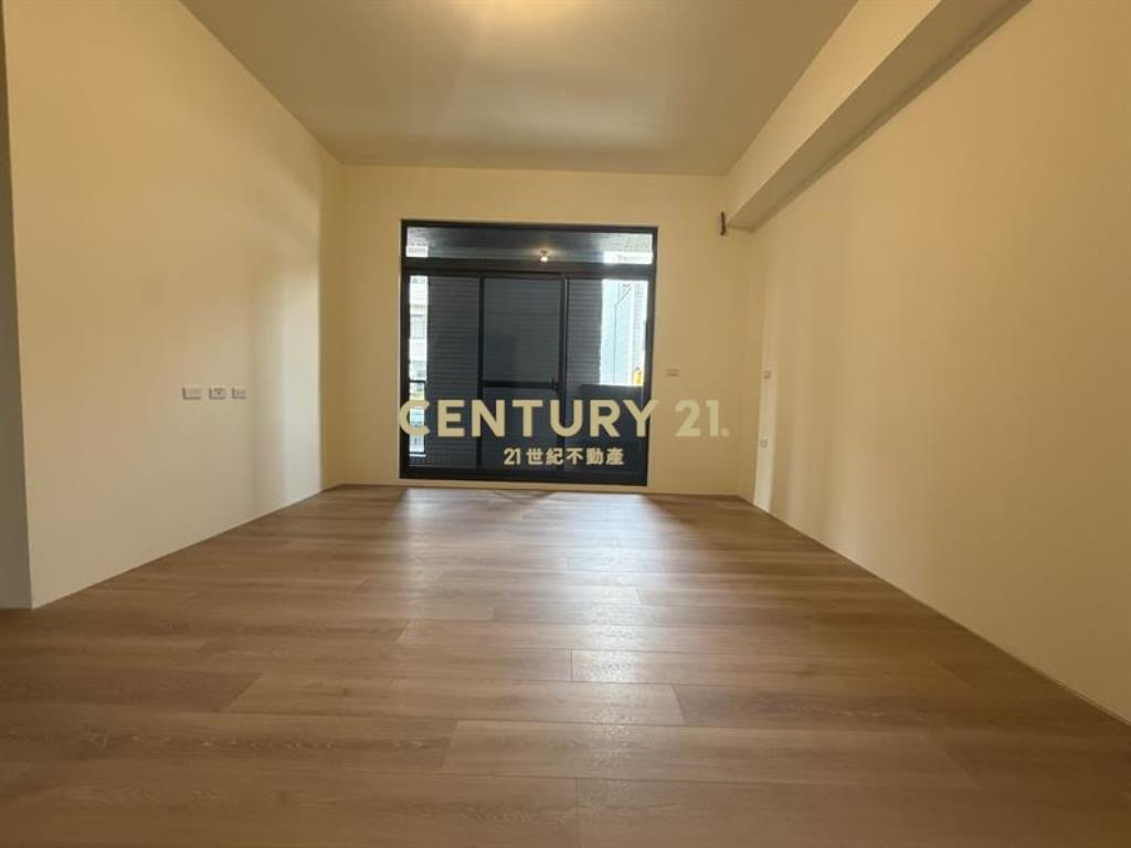 單三全新邊間臨路適醫美店墅