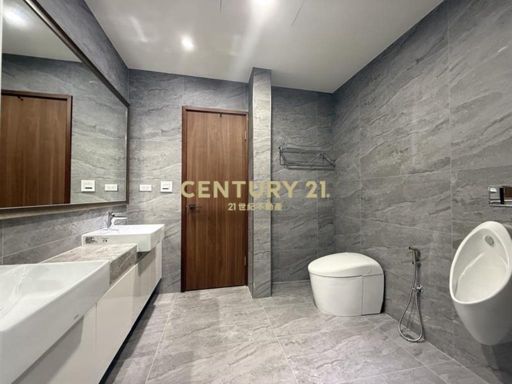 單三全新邊間臨路適醫美店墅