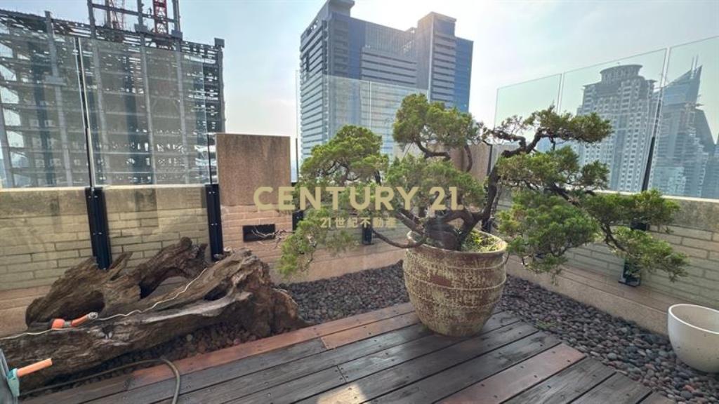 七期精華｜聯聚怡和高樓層4平車